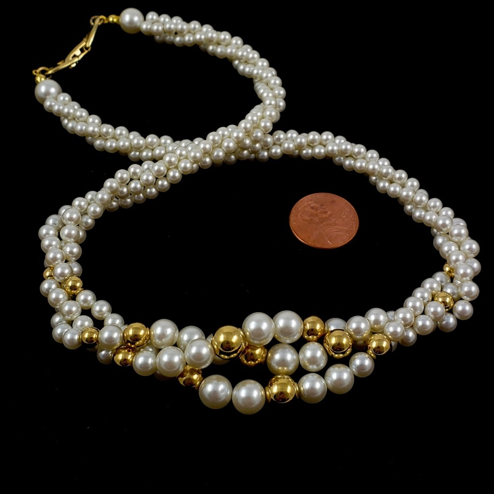 Napier Necklace Twisted Pearl +Gold Beads - Picture 3 of 8